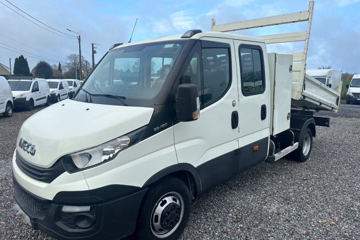IVECO BENNE 6 PLACES COFFRE