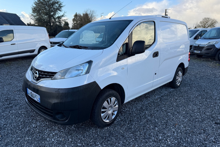 NISSAN NV 200 FRIGORIQUE