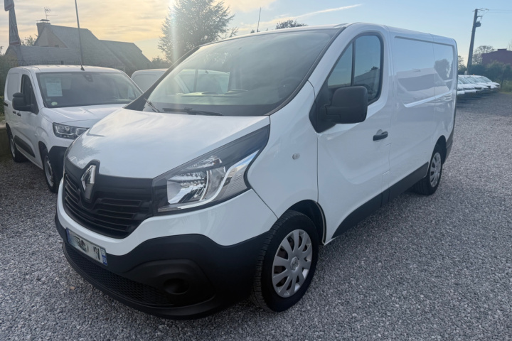 RENAULT TRAFIC FOURGON