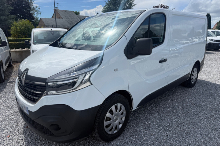 RENAULT TRAFIC FOURGON
