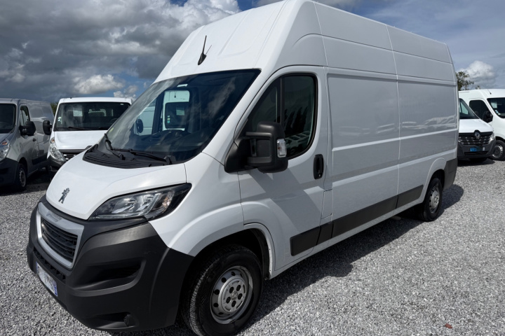 PEUGEOT BOXER FOURGON