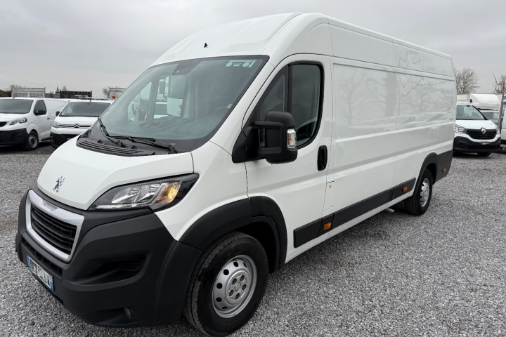 PEUGEOT BOXER FOURGON