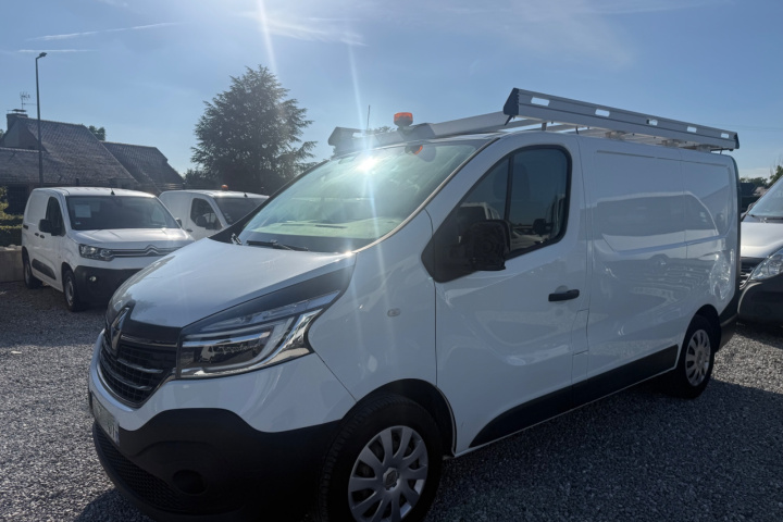 RENAULT TRAFIC FOURGON