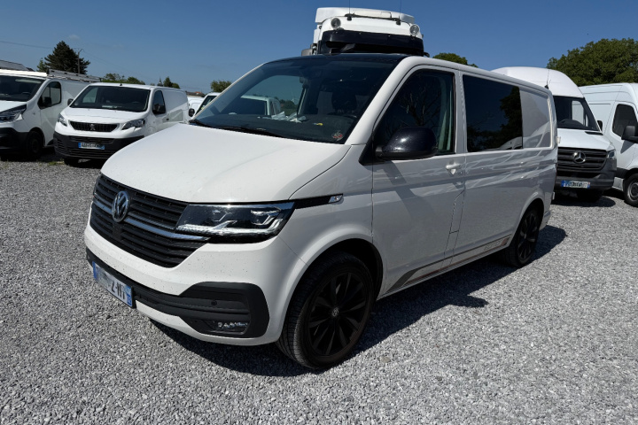 VOLKSWAGEN TRANSPORTER 6.1 PROCAB