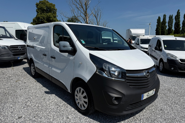OPEL VIVARO FOURGON