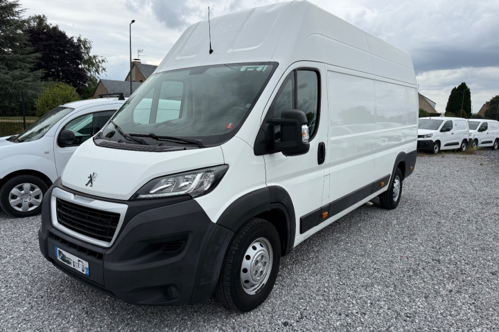 PEUGEOT BOXER FOURGON