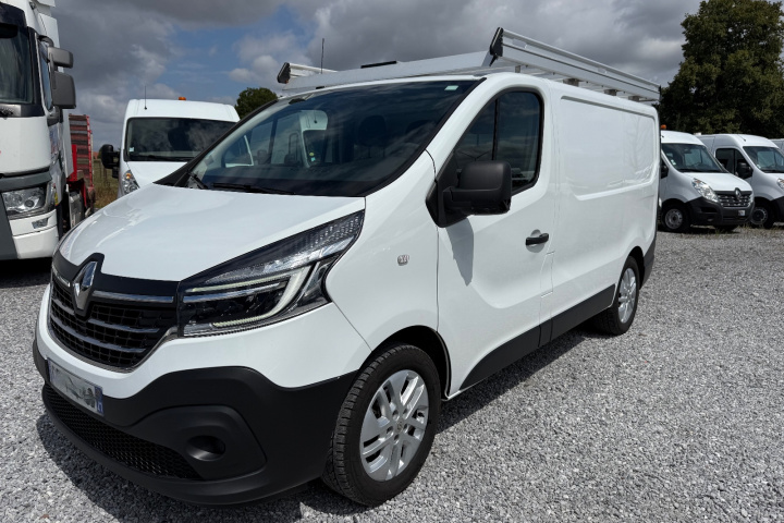 RENAULT TRAFIC FOURGON