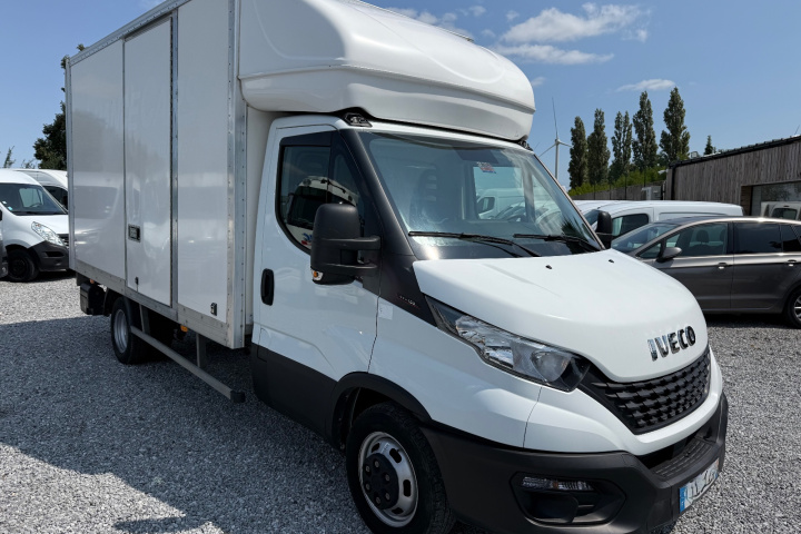 IVECO 20 M3 HAYON