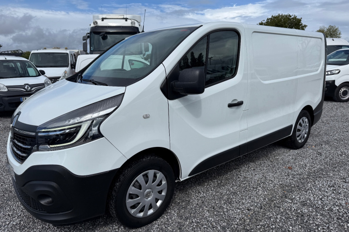 RENAULT TRAFIC FOURGON