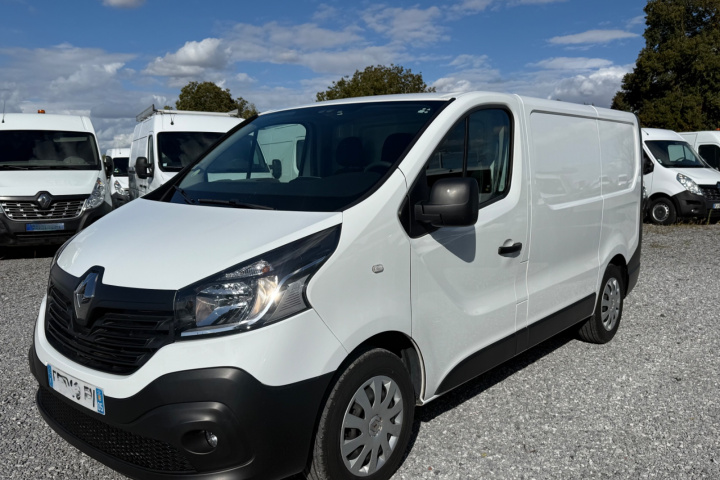 RENAULT TRAFIC FOURGON