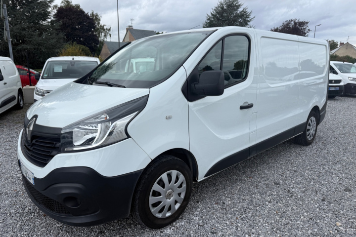 RENAULT TRAFIC FOURGON