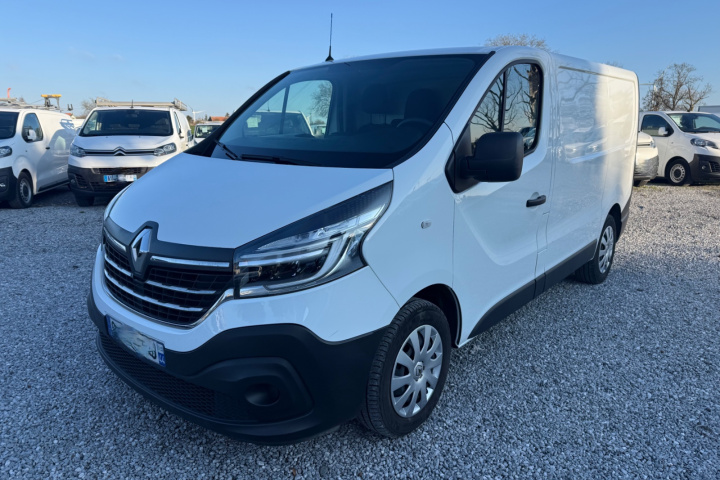 RENAULT TRAFIC FOURGON