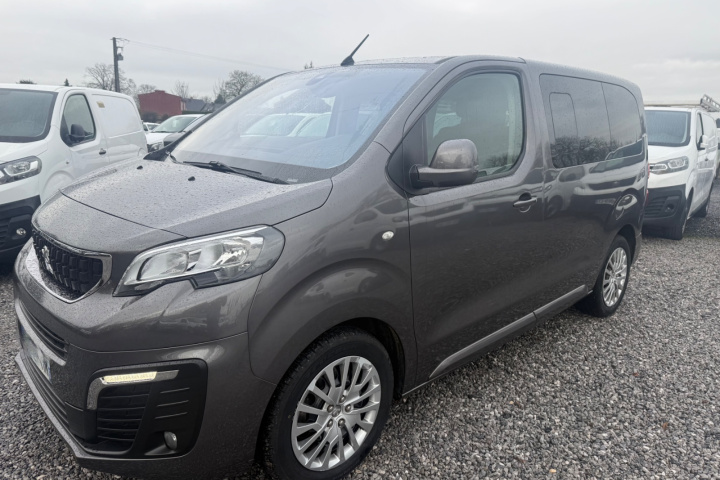PEUGEOT TRAVELLER