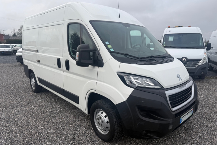 PEUGEOT BOXER FOURGON