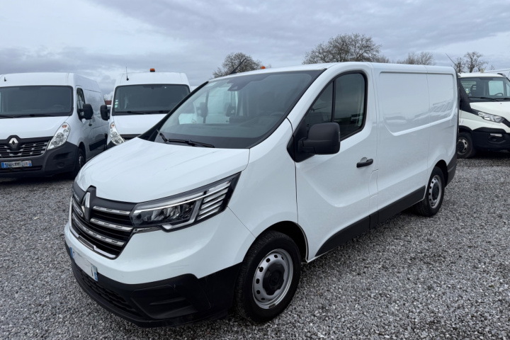 RENAULT TRAFIC FOURGON